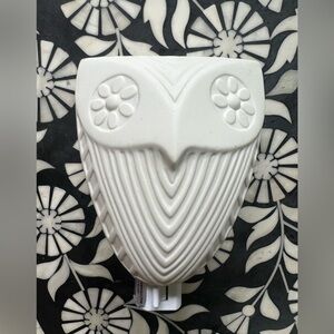 Jonathan Adler White Ceramic Owl nightlight